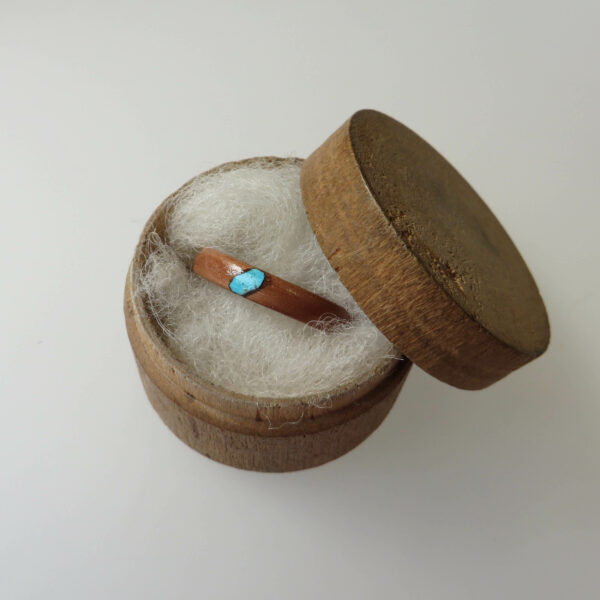 Custom houten verlovingsring