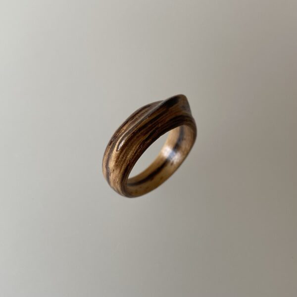 Zebrano statement ring (maat 18) - Afbeelding 3